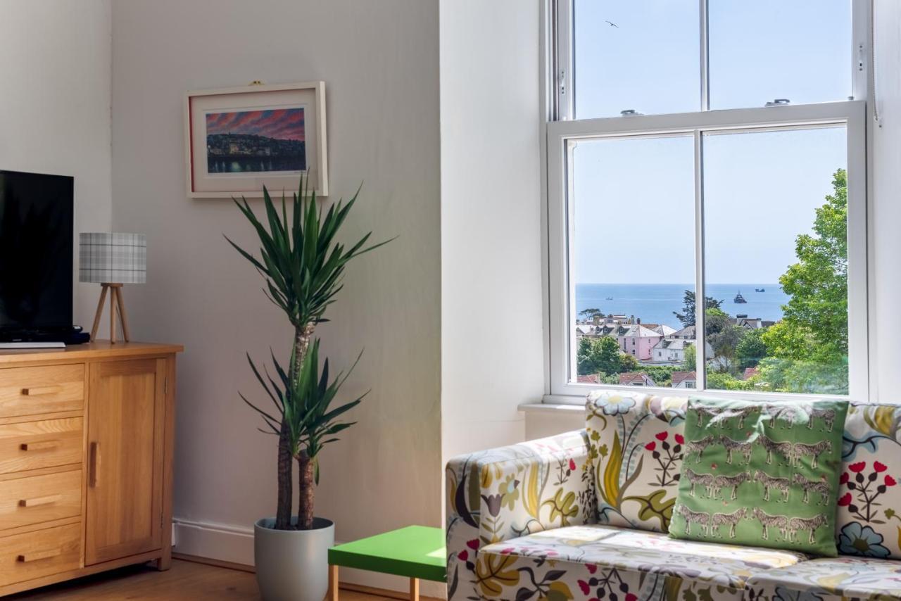 Manacles - Spacious Flat Near Beach With Sea Views & Parking فالموث المظهر الخارجي الصورة